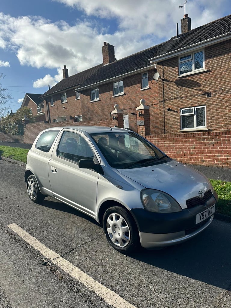 Toyota, YARIS, Hatchback, 2001, Manual, 998 (cc), 3 doors