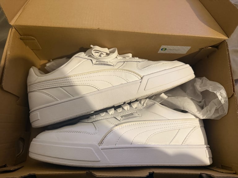 Pumma white trainers 