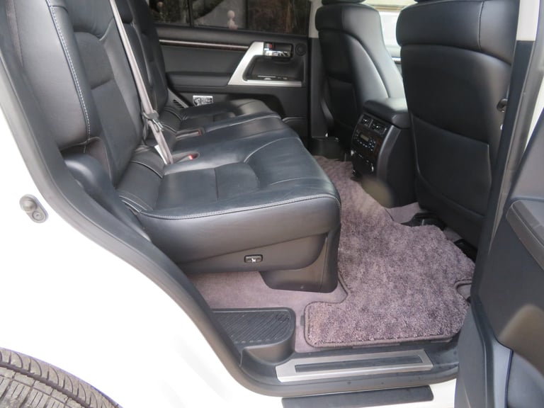 2014 Toyota Landcruiser Amazon ZX 4.6 V8 Petrol 8 Seater 4x4 Petrol Automatic