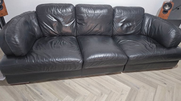 Free black leather corner sofa 