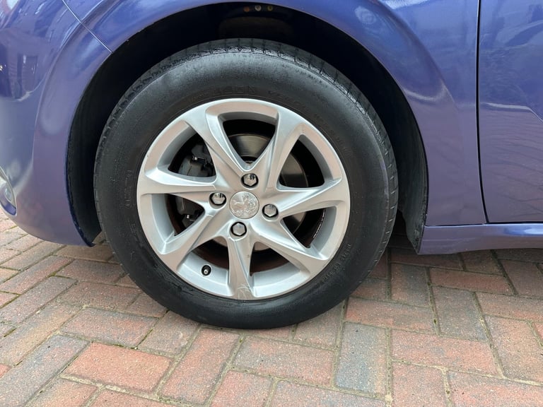 2015 Peugeot 208 1.6 BlueHDi Active Euro 6 5dr HATCHBACK Diesel Manual