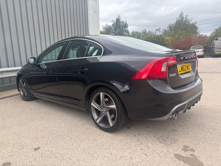 VOLVO, S60 D5 R-DESIGN, FSH, 2 OWNERS. BEAUTIFUL Saloon, 2012, Manual, 2400 (cc), 4 doors.
