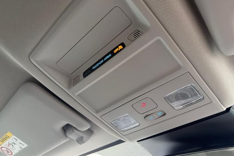 2025 Ford Tourneo Custom 2.5 PHEV 232ps H1 Zetec 8 seater Auto MPV PETROL/ELECTRIC Automatic