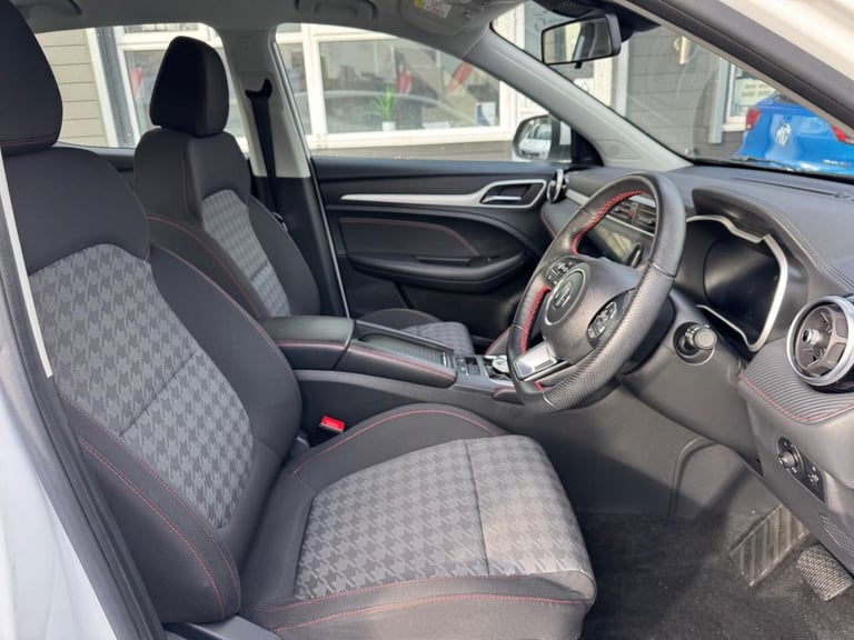 2022 72 MG MG ZS 72.6KWH SE LONG RANGE SUV 5DR ELECTRIC AUTO (156 PS)