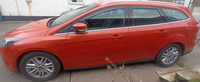 Ford, FOCUS, Estate, 2012, Manual, 998 (cc), 5 doors