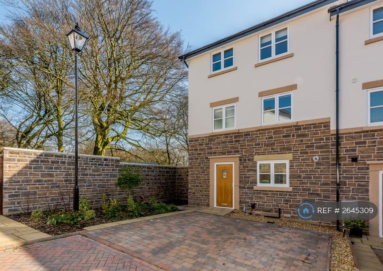 4 bedroom house in Aspen Close, Bolton, BL1 (4 bed) (#2645309)