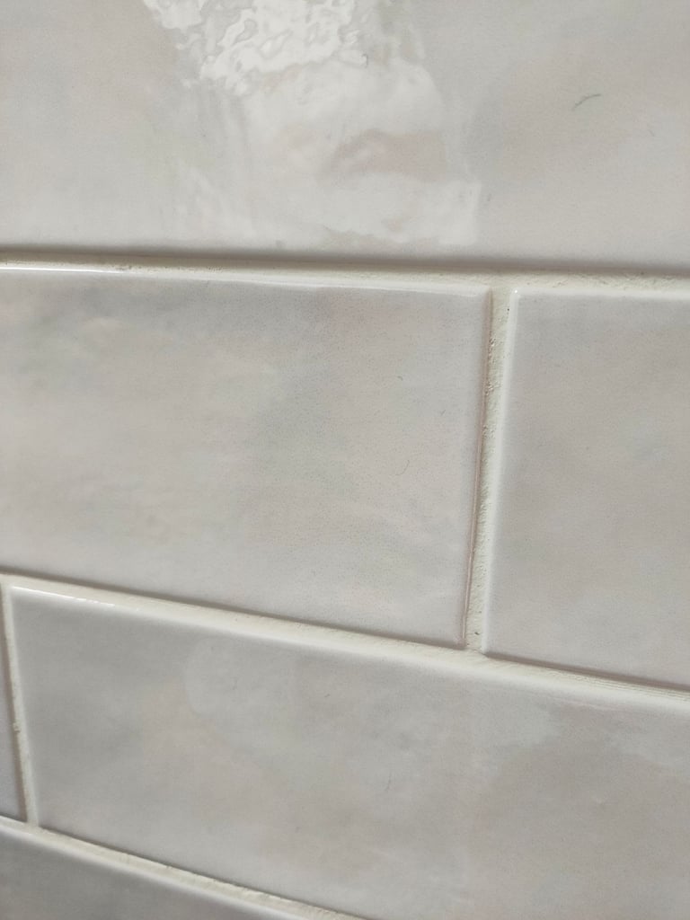 Glazed ceramic wall tiles(2m sq), ideal for kitchen - Village White
