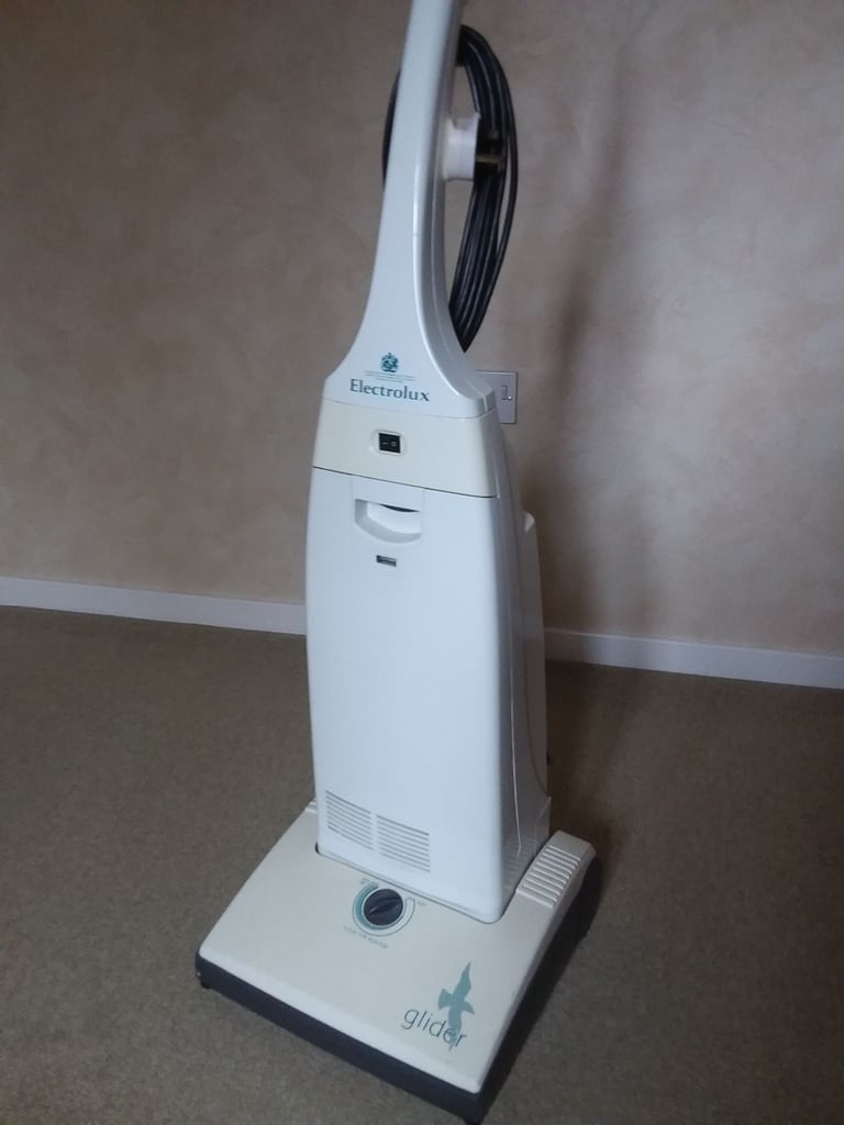image for Vacuum cleaner upright Electrolux Glider