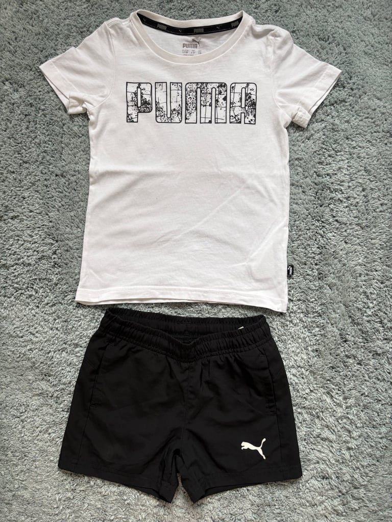 Puma T. Shirt and shorts set age 4-5 I’d say 3-4 yrs