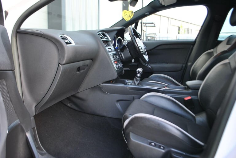2013 Citroen DS4 1.6 VTi DStyle Euro 5 5dr HATCHBACK Petrol Manual