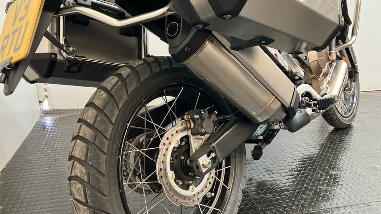 2025 Honda Africa Twin (23MY) Honda Africa Twin CRF1100L Manual DUEL Petrol Manual