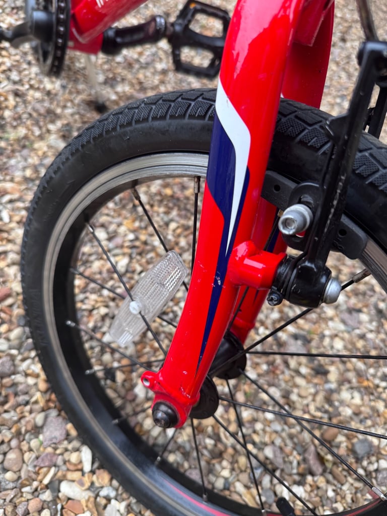 Wiggins Macon 16 inch kids bike
