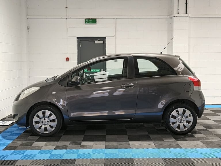 2009 Toyota Yaris VVT-i TR Hatchback Petrol Manual