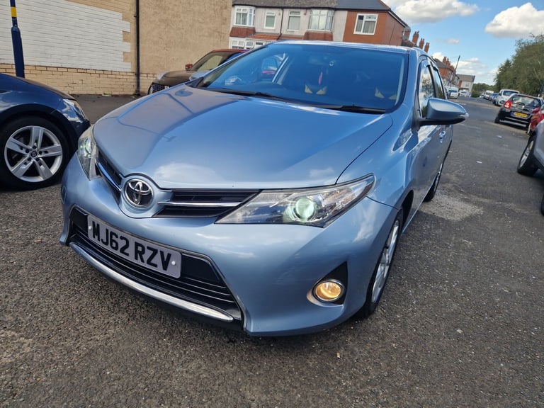 BARGAIN, Toyota, AURIS, Hatchback, 2013, Manual, 1598 (cc), 5 doors