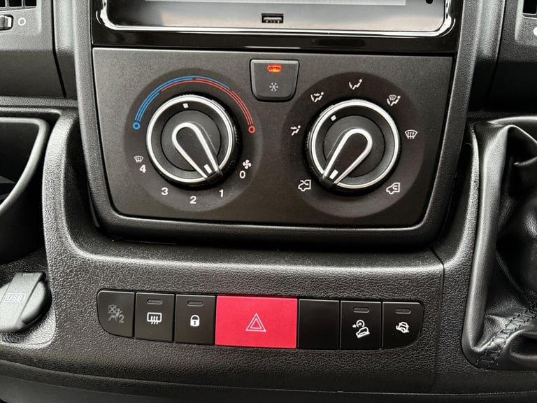 2024 Peugeot Autograph 79-4 I DIESEL Manual