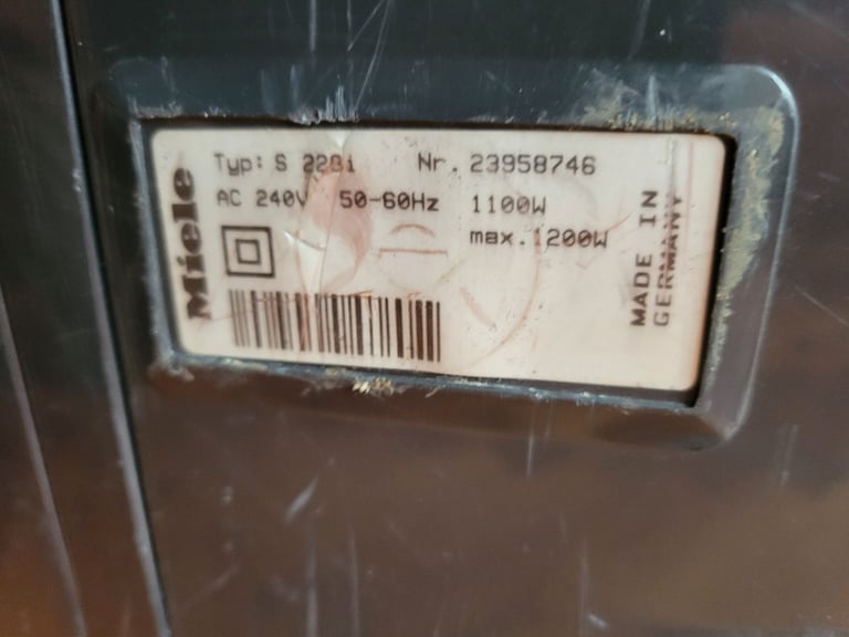 Miele Vacuum s228i Deluxe