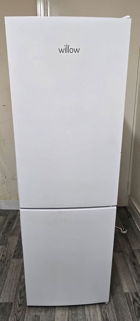 Fridge freezer 
