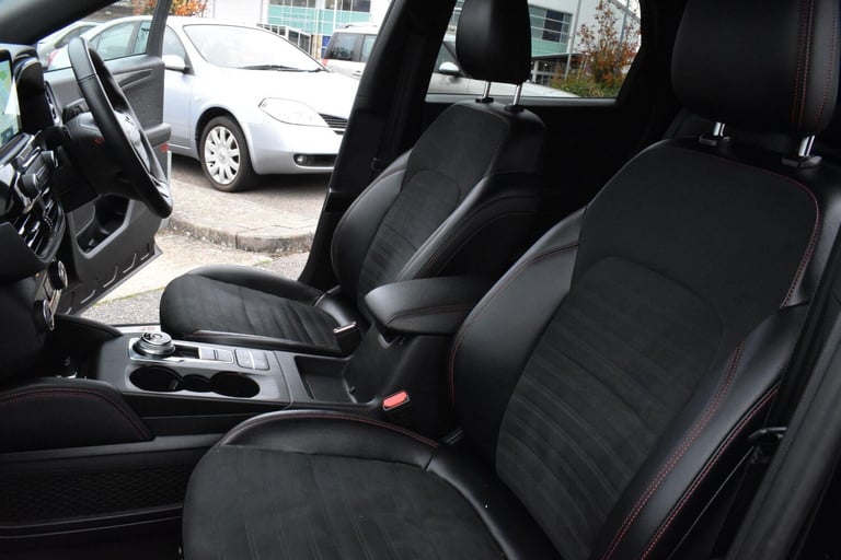 2020 Ford Kuga 2.5 EcoBoost Duratec 14.4kWh ST-Line First Edition CVT Euro 6