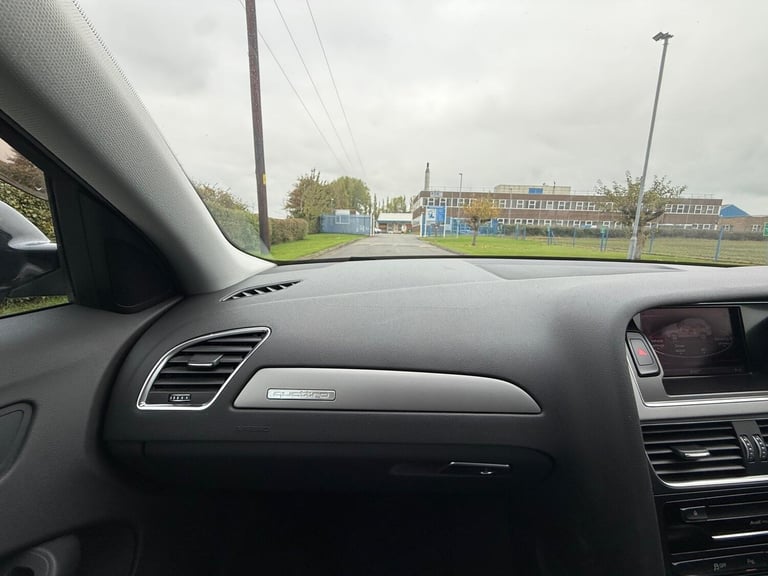 2025 Audi A4 S Line Estate PETROL Manual