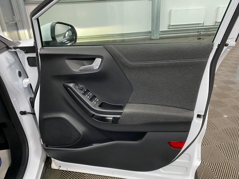 2023 Ford Puma 1.0T EcoBoost MHEV Titanium Euro 6 (s/s) 5dr HATCHBACK Petrol/Electric Hybrid Manual