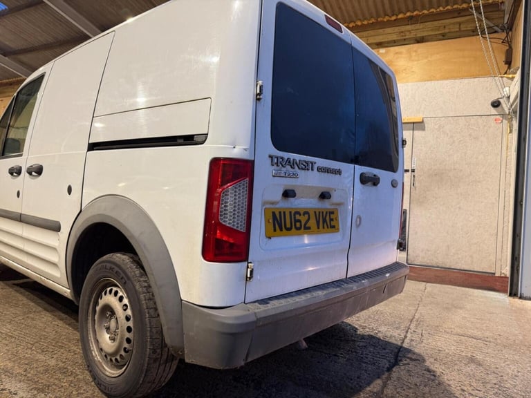 FORD TRANSIT CONNECT 1.8 TDCi T220 Crew Van L1 H1 4dr DPF 2013