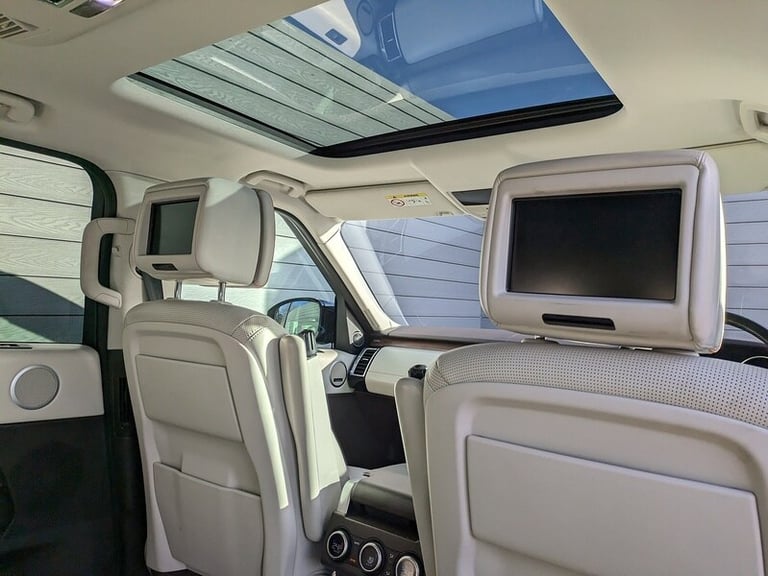 2017 Land Rover Discovery 3.0 TD6 HSE Luxury 5dr Auto ESTATE DIESEL Automatic