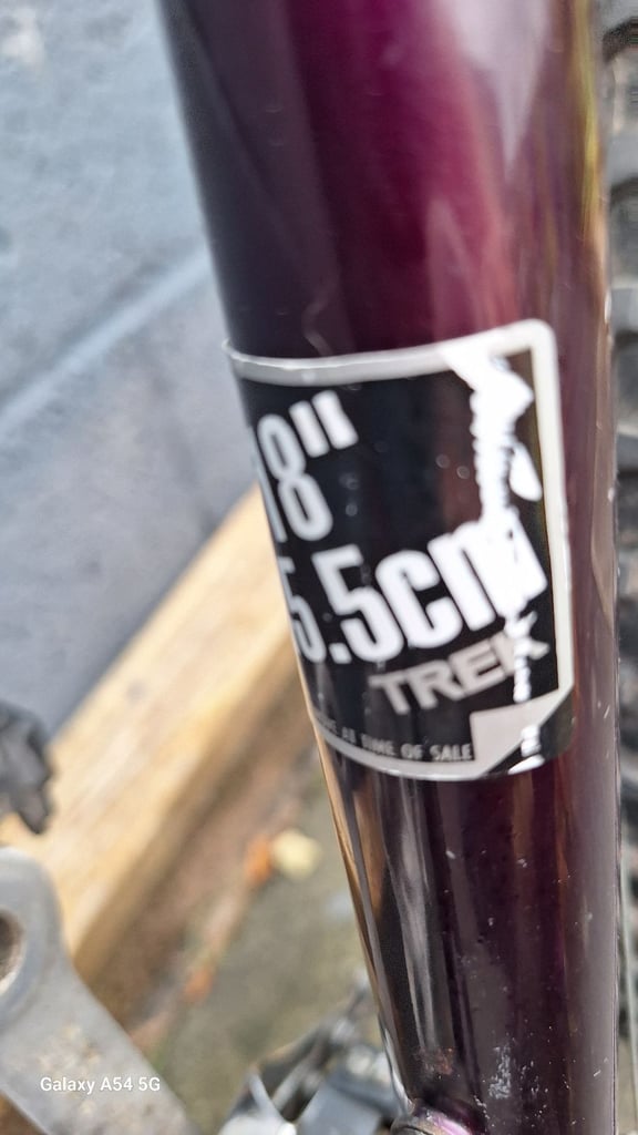 Trek 18 inch Track Masterr 830. Grip shift. 