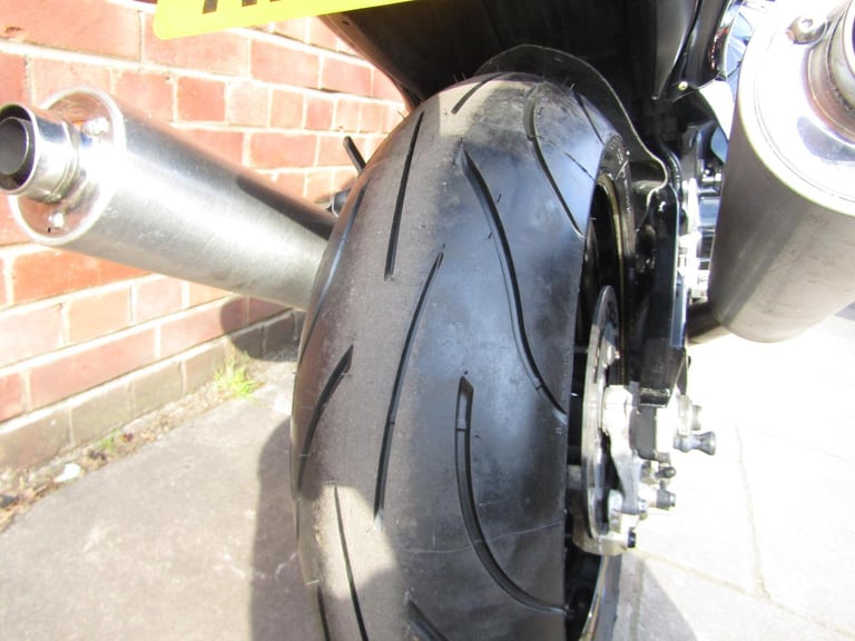 SUZUKI GSX1300 HAYABUSA * VERY LOW MILES 11000 *2 FORMER KEEPERS* WOW *