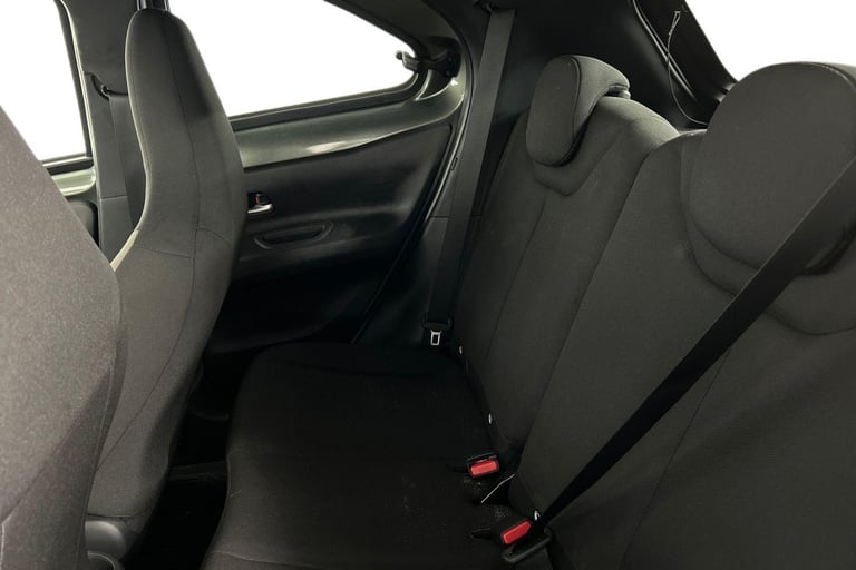 2023 Toyota Aygo X 1.0 VVT-i Edge Hatchback 5dr Petrol Manual Euro 6 (s/s) (72 ps) HATCHBACK Petr...