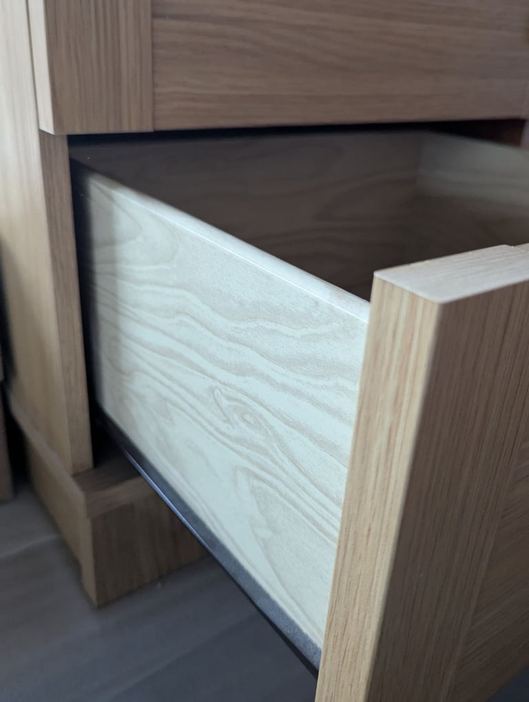 2 Drawer Bedside cabinet