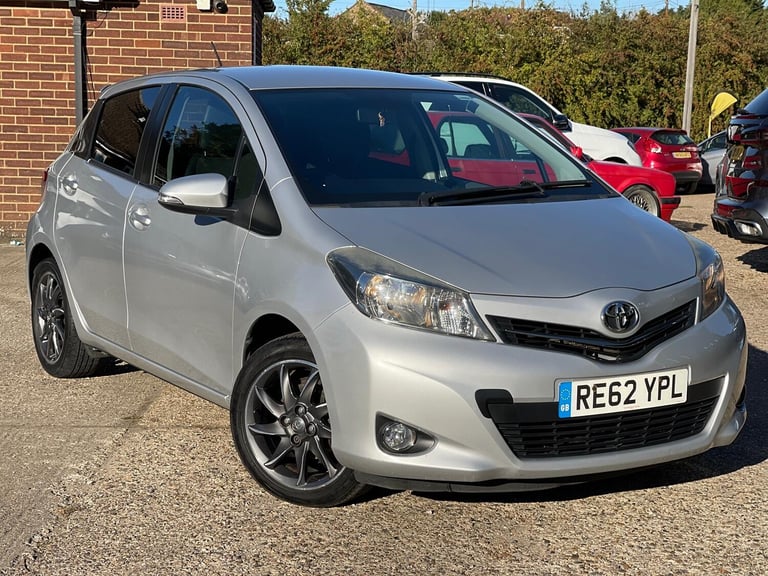 TOYOTA YARIS 1.3 Dual VVT-i Trend 2012