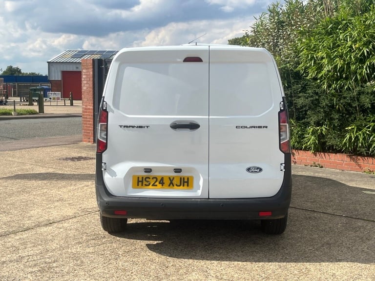  Ford Transit Courier 1.5 EcoBlue Leader Van Diesel