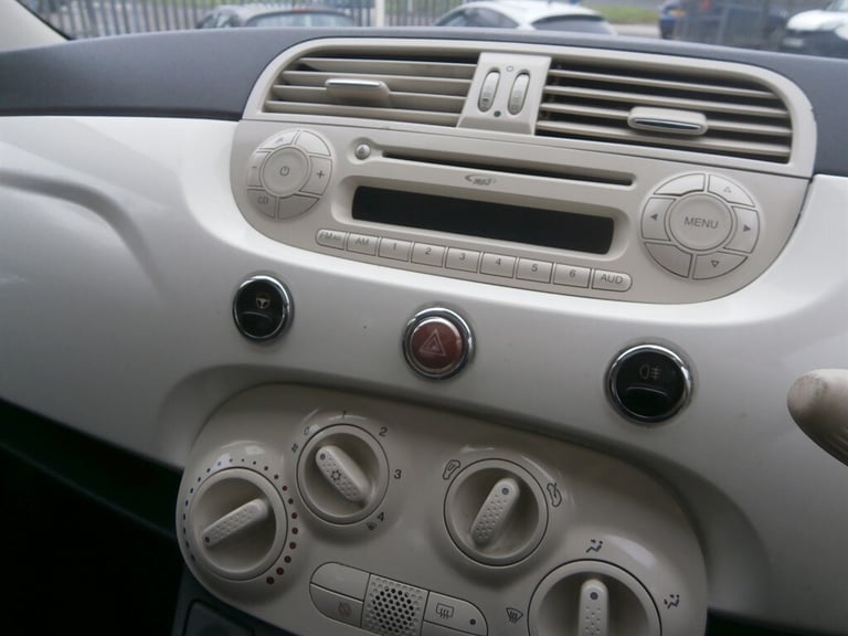 2014 Fiat 500 1.2 Lounge Hatchback 3dr Petrol Manual Euro 6 (s/s) (69 bhp) Hatchback Petrol Manual