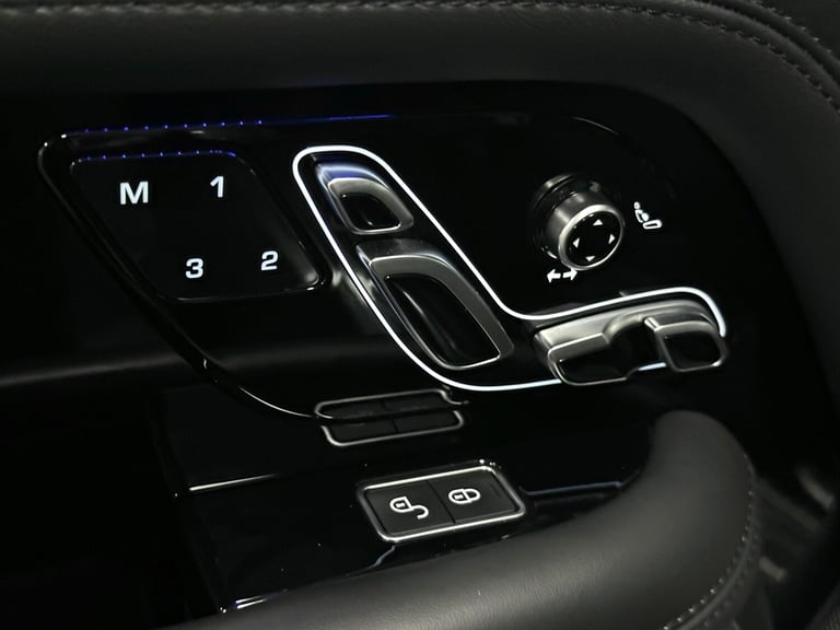 2019 Land Rover Range Rover Vogue 3.0 SDV6 Vogue Auto ( 275 bhp ) Station Wagon Diesel Automatic
