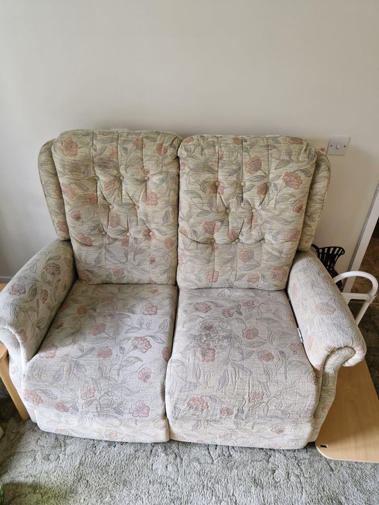 2 seater and electric chair 