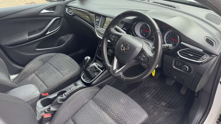 2019 Vauxhall Astra 1.4T 16V 150 SRi Vx-line Nav 5dr HATCHBACK PETROL Manual