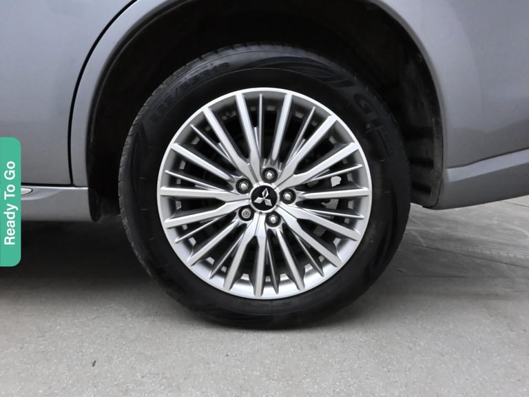 2020 Mitsubishi Outlander 2.4h TwinMotor 13.8kWh Reflex Plus SUV 5dr Petrol Plug-in Hybrid CVT 4W...