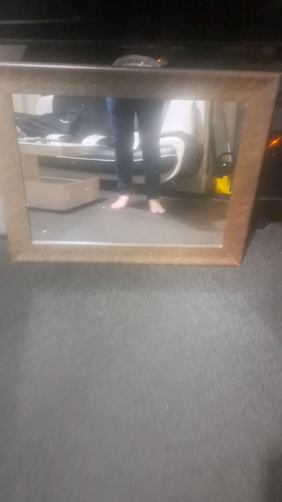 Large mirror 