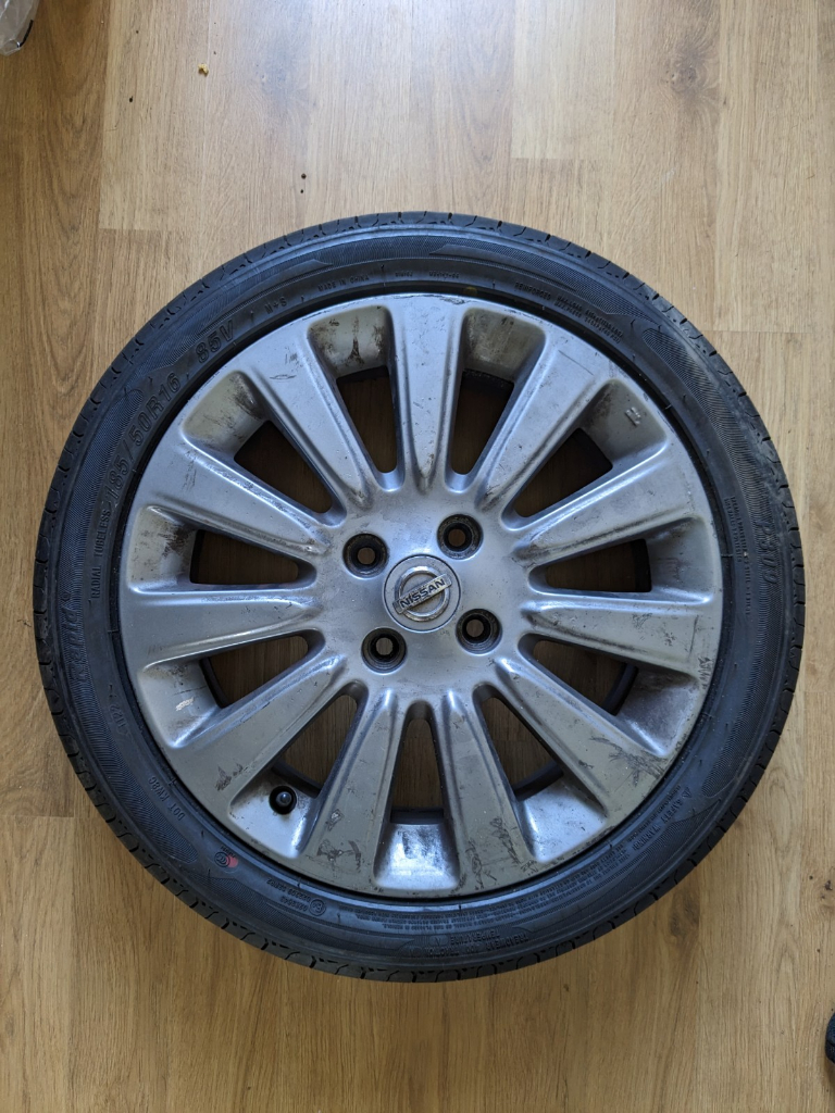 Nissan Micra K12 Sport Alloy Wheel *DAMAGED* with Brand New Tyre 185 5