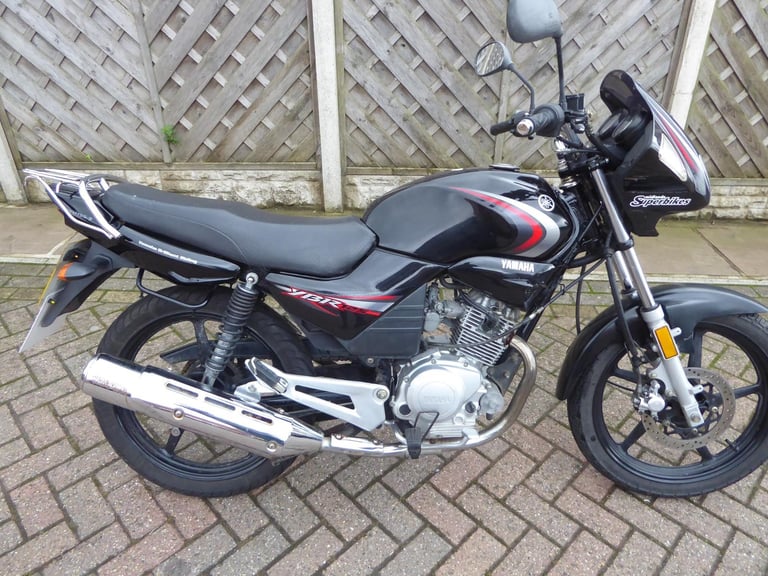 YAMAHA YBR 125 08 REG VERY LOW MILES NEW BATTERY 1 YEARS MOT