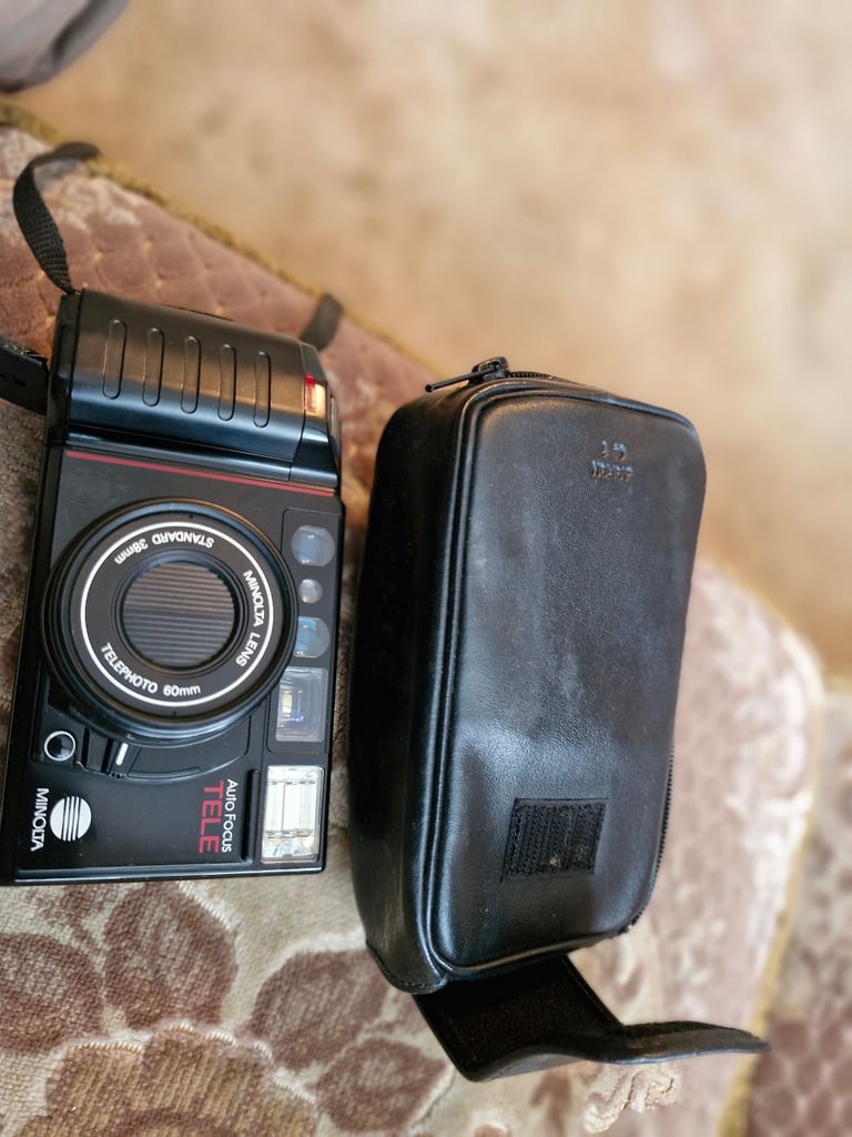 Minolta auto focus Tele camera with case.