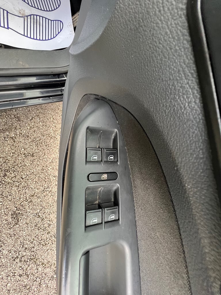 2008 Volkswagen Touran 1.9 TDI SE 105 5dr MPV Diesel Manual