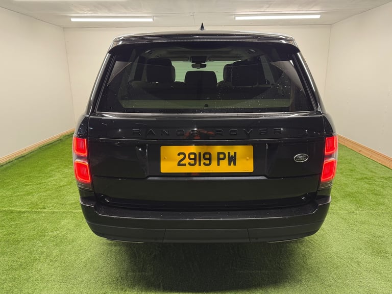 2021 Land Rover Range Rover 3.0 D300 Westminster Black 4dr Auto ESTATE Diesel Automatic