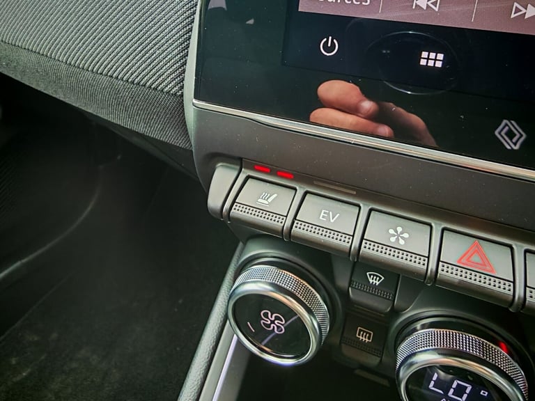 2025 Renault Clio 1.6 E-TECH full hybrid 145 Esprit Alpine 5dr Auto Hatchback Hybrid Automatic