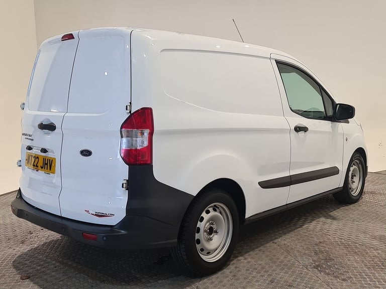 FORD TRANSIT COURIER 1.0 ECOBOOST LEADER P/V PETROL L1 100 BHP SWB