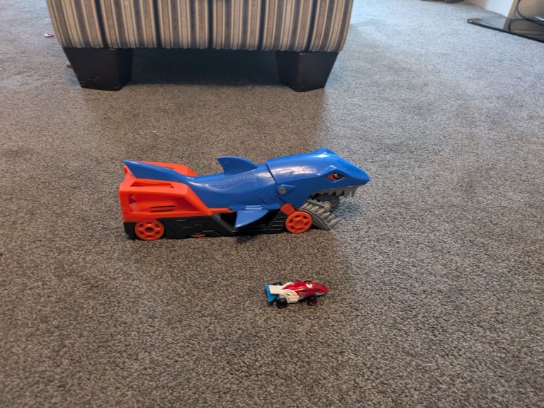 image for Hot Wheels Shark Chomp Transporter Vehicle