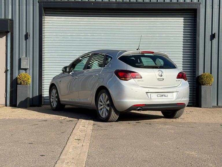 2011 Vauxhall Astra 2.0 CDTi 16V Elite 5dr Auto HATCHBACK Diesel Automatic