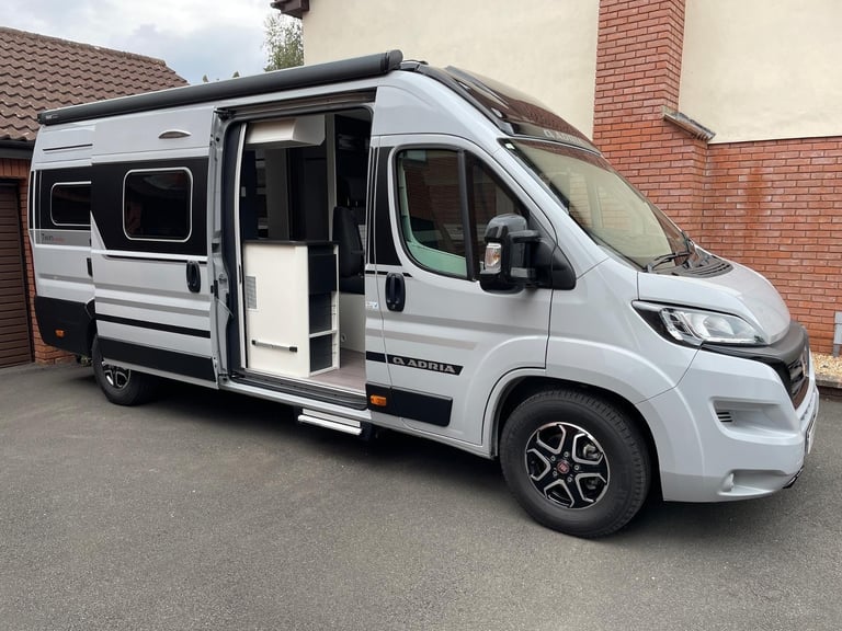 image for Adria Twin Supreme 640 SLB - 2022 - Auto - Fixed Bed Motorhome For Sale