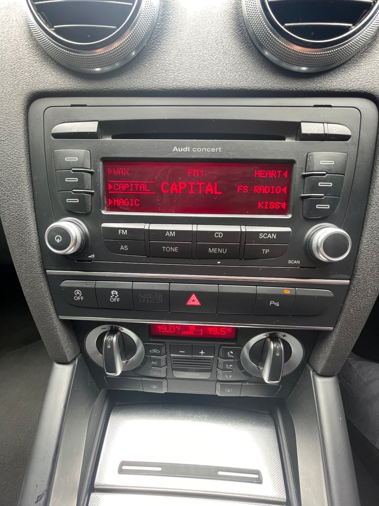 Audi, A3, Hatchback, 2011, Manual, 1968 (cc),5 doors - Image 6