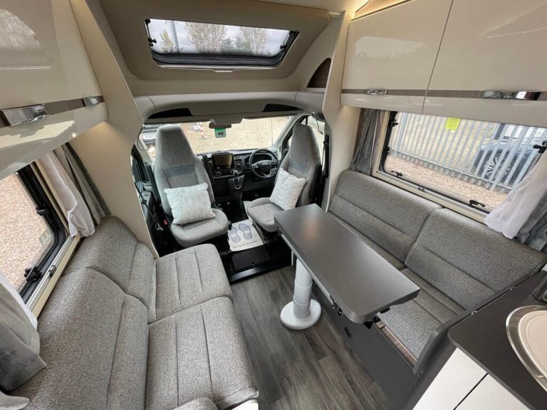 Swift Voyager 594 4 Berth 4 Belt automatic 3500kg motorhome 